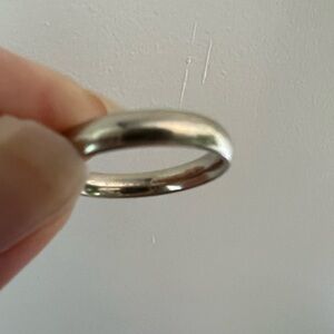 Men’s solid 14k white gold band